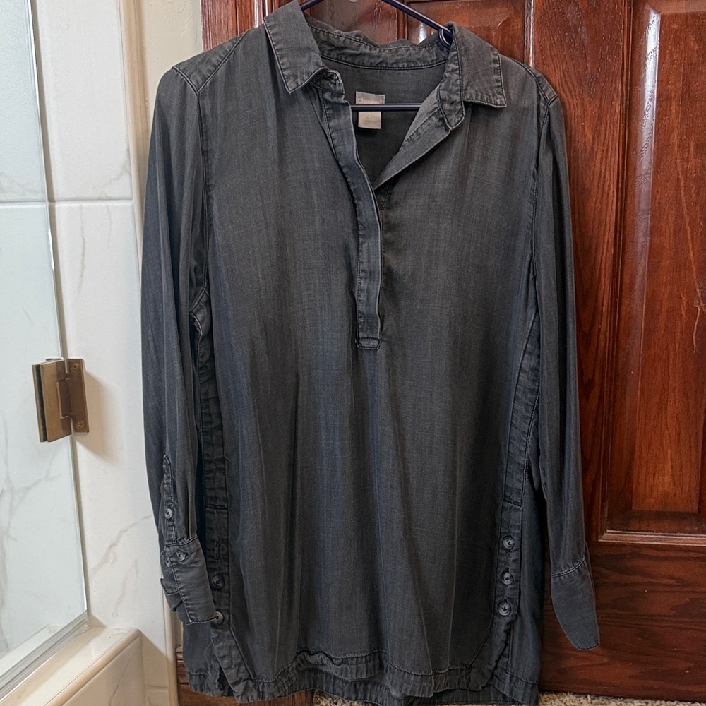 Chicos Charcoal Long Sleeve Button-Up Shirt